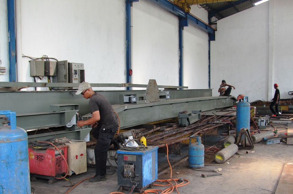 Manufacture of Crane